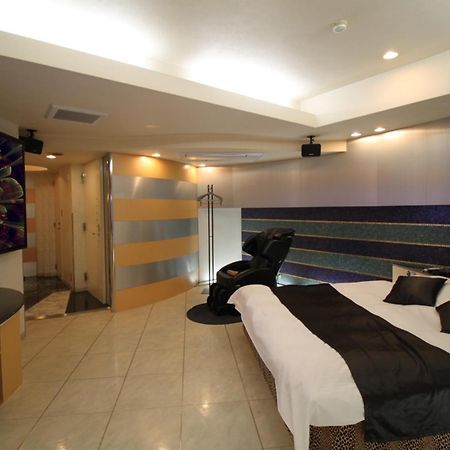 Hotel Shasha Toyonaka (Adults Only) Dış mekan fotoğraf