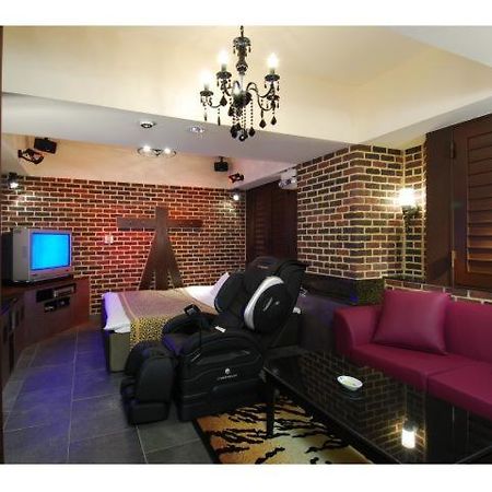 Hotel Shasha Toyonaka (Adults Only) Dış mekan fotoğraf