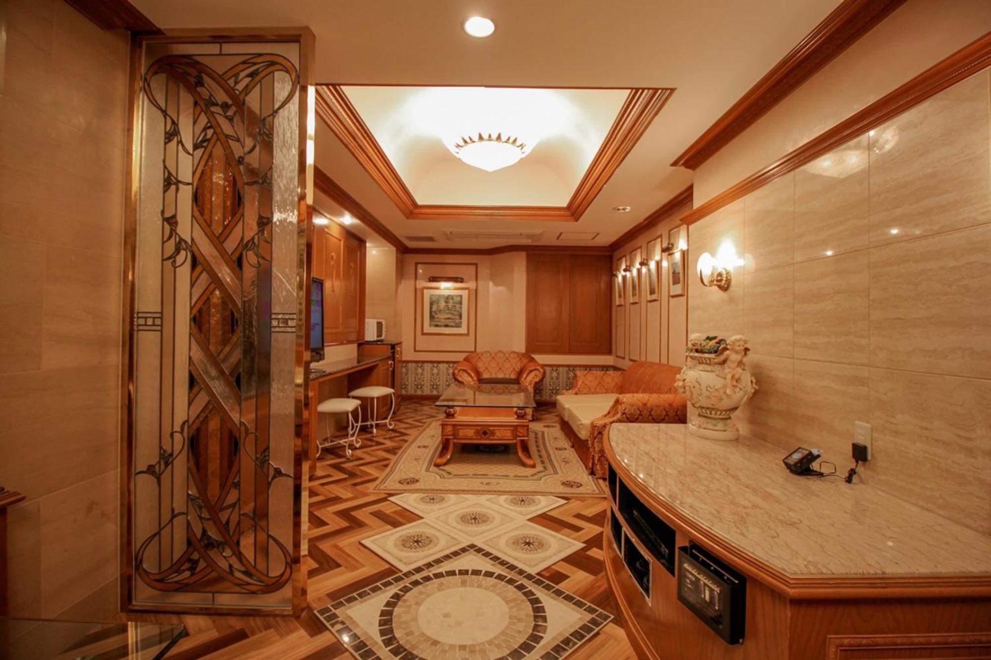 Hotel Shasha Toyonaka (Adults Only) Dış mekan fotoğraf